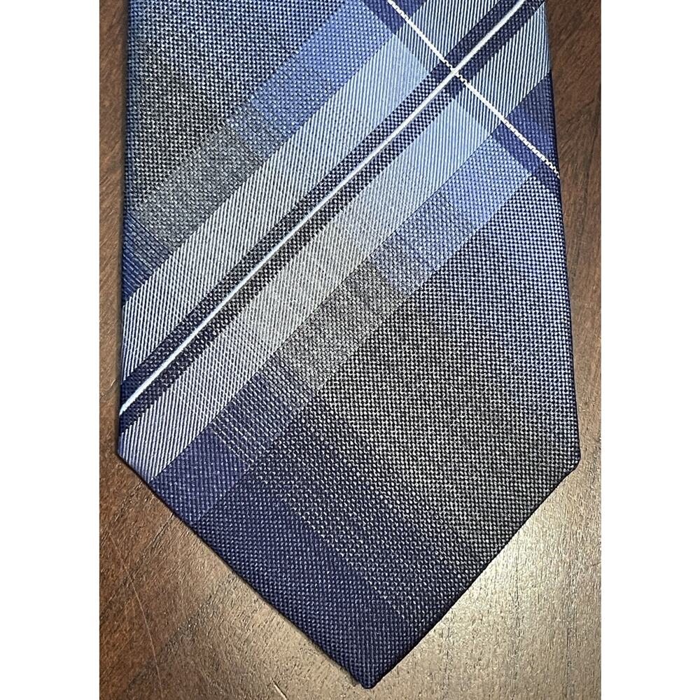 Reaction Kenneth Cole Blue Gray 100% Silk Men’s Neck Tie Made In China